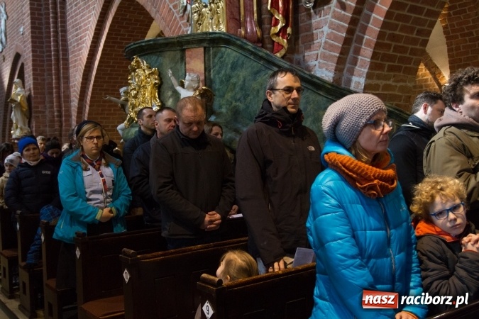 Zdjęcie w galerii na portalu naszraciborz.pl: Pielgrzymka Skautów Europy do Rud  wiadomości z regionu