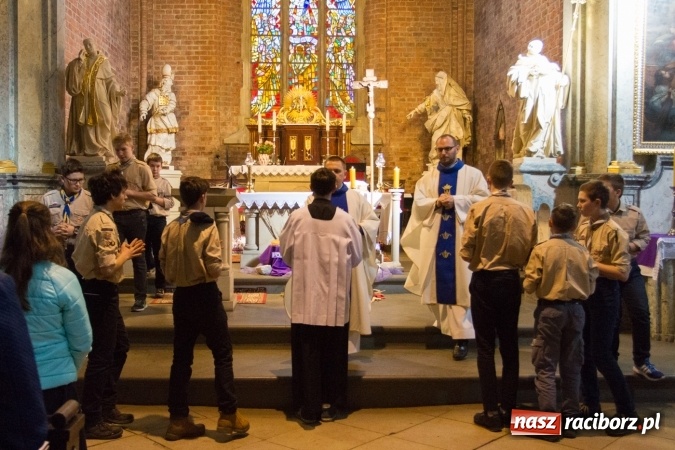 Zdjęcie w galerii na portalu naszraciborz.pl: Pielgrzymka Skautów Europy do Rud  wiadomości z regionu