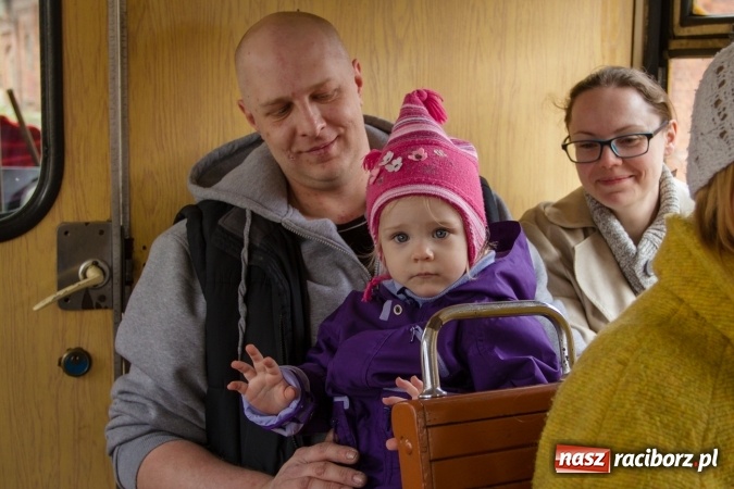 Zdjęcie w galerii na portalu naszraciborz.pl: Rudzka wąskotor&oacute;wka przywitała wiosnę wiadomości z regionu