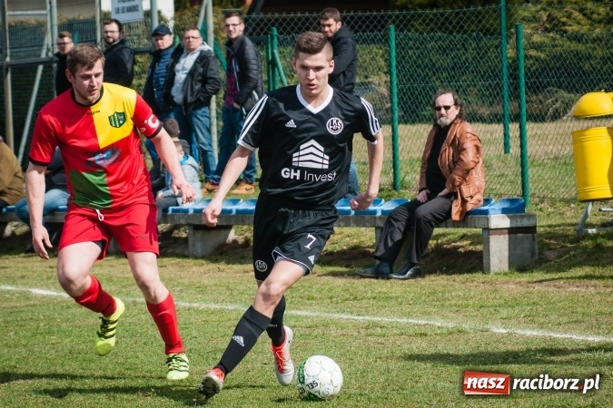 Zdjęcie w galerii na portalu naszraciborz.pl: Miłe złego początki. Markowice nie sprostały Koziołkom wiadomości z regionu