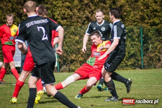 Zdjęcie w galerii na portalu naszraciborz.pl: Miłe złego początki. Markowice nie sprostały Koziołkom wiadomości z regionu