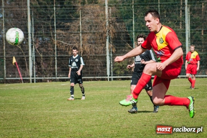 Zdjęcie w galerii na portalu naszraciborz.pl: Miłe złego początki. Markowice nie sprostały Koziołkom wiadomości z regionu