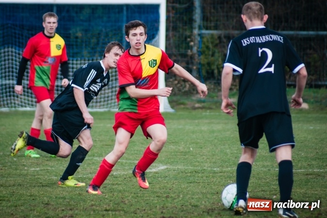 Zdjęcie w galerii na portalu naszraciborz.pl: Miłe złego początki. Markowice nie sprostały Koziołkom wiadomości z regionu