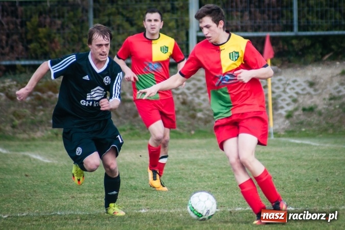 Zdjęcie w galerii na portalu naszraciborz.pl: Miłe złego początki. Markowice nie sprostały Koziołkom wiadomości z regionu