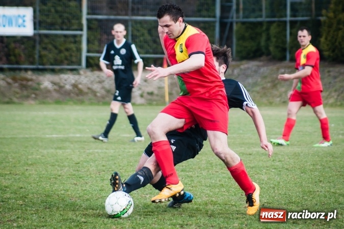 Zdjęcie w galerii na portalu naszraciborz.pl: Miłe złego początki. Markowice nie sprostały Koziołkom wiadomości z regionu