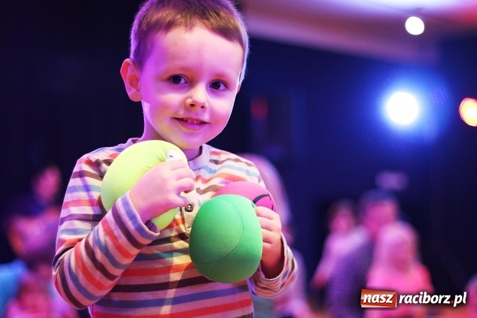 Zdjęcie w galerii na portalu naszraciborz.pl: Z dźwiękiem dookoła świata - muzyczne popołudnie w RCK  wiadomości z regionu