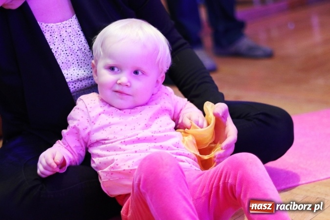 Zdjęcie w galerii na portalu naszraciborz.pl: Z dźwiękiem dookoła świata - muzyczne popołudnie w RCK  wiadomości z regionu