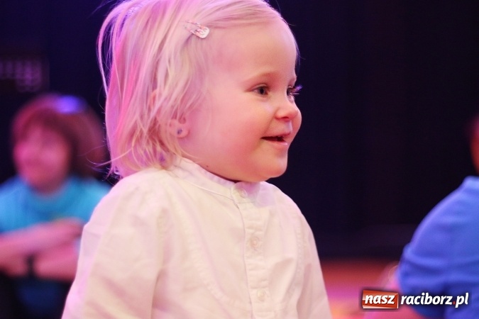 Zdjęcie w galerii na portalu naszraciborz.pl: Z dźwiękiem dookoła świata - muzyczne popołudnie w RCK  wiadomości z regionu