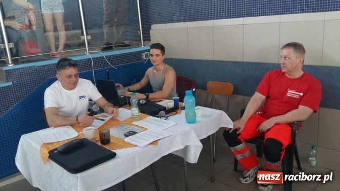 Zdjęcie w galerii na portalu naszraciborz.pl: Pływanie. Dobry start 13-latków wiadomości z regionu