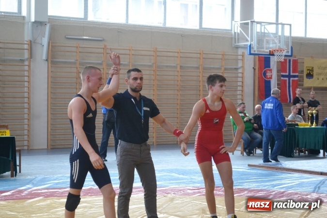 Zdjęcie w galerii na portalu naszraciborz.pl: Dwadzieścia medali zapaśników Unii Racibórz na Mistrzostwach Śląska Dzieci i Kadetów oraz Pucharze Śląska Młodzików  wiadomości z regionu