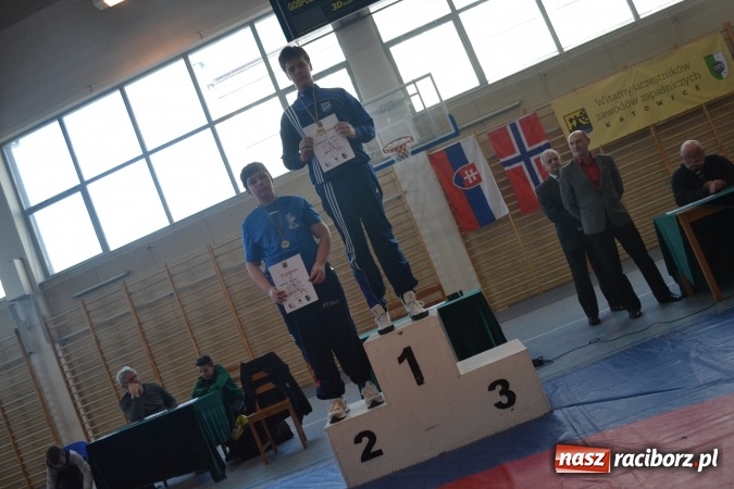 Zdjęcie w galerii na portalu naszraciborz.pl: Dwadzieścia medali zapaśników Unii Racibórz na Mistrzostwach Śląska Dzieci i Kadetów oraz Pucharze Śląska Młodzików  wiadomości z regionu