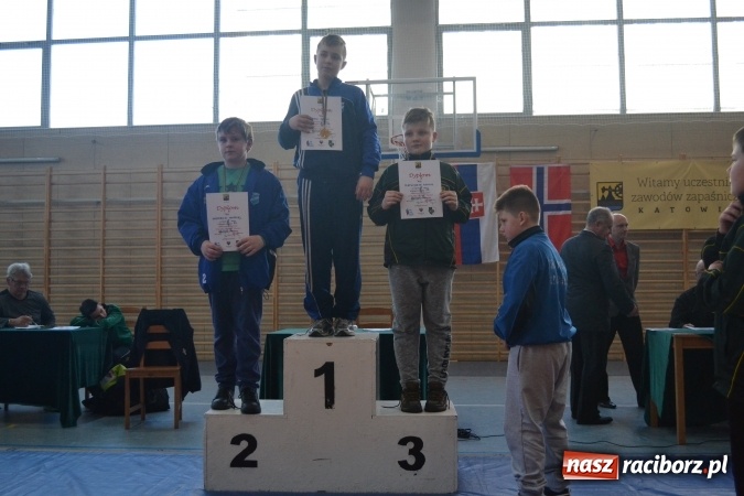 Zdjęcie w galerii na portalu naszraciborz.pl: Dwadzieścia medali zapaśników Unii Racibórz na Mistrzostwach Śląska Dzieci i Kadetów oraz Pucharze Śląska Młodzików  wiadomości z regionu