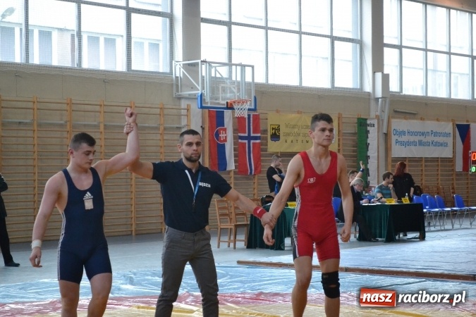 Zdjęcie w galerii na portalu naszraciborz.pl: Dwadzieścia medali zapaśników Unii Racibórz na Mistrzostwach Śląska Dzieci i Kadetów oraz Pucharze Śląska Młodzików  wiadomości z regionu