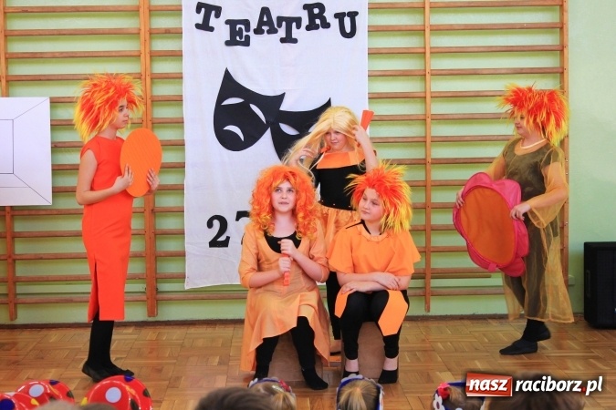 Zdjęcie w galerii na portalu naszraciborz.pl: W Zespole Szkolno-Przedszkolnym w Borucinie świętowali Międzynarodowy Dzień Teatru wiadomości z regionu