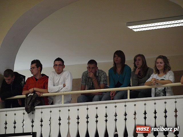 Zdjęcie w galerii na portalu naszraciborz.pl: Wigilia nauczycielskiego święta wiadomości z regionu