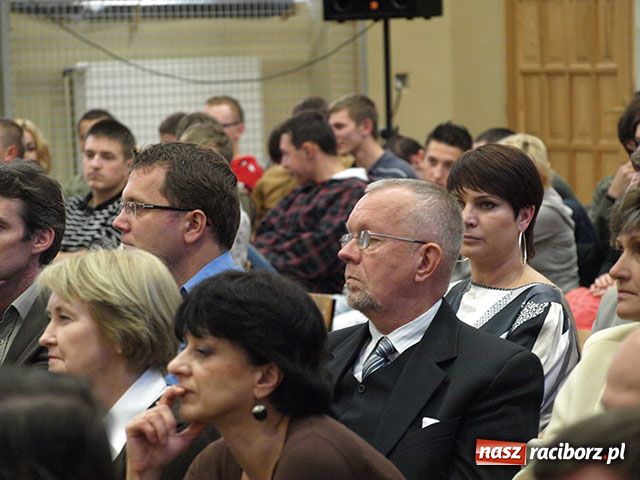 Zdjęcie w galerii na portalu naszraciborz.pl: Wigilia nauczycielskiego święta wiadomości z regionu