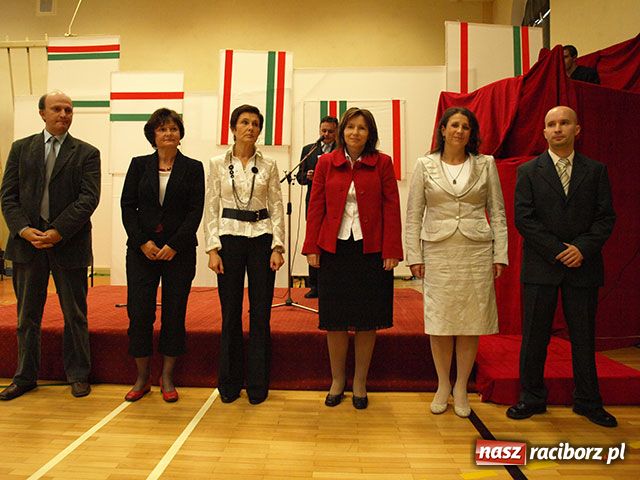 Zdjęcie w galerii na portalu naszraciborz.pl: Wigilia nauczycielskiego święta wiadomości z regionu