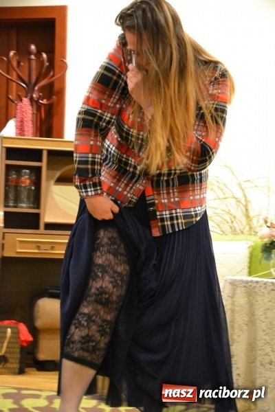 Zdjęcie w galerii na portalu naszraciborz.pl: Rozmówki na linii - premiera spektaklu na Zamku Piastowskim  wiadomości z regionu