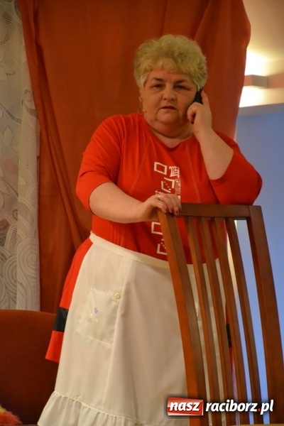 Zdjęcie w galerii na portalu naszraciborz.pl: Rozmówki na linii - premiera spektaklu na Zamku Piastowskim  wiadomości z regionu