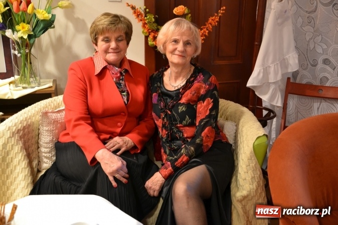 Zdjęcie w galerii na portalu naszraciborz.pl: Rozmówki na linii - premiera spektaklu na Zamku Piastowskim  wiadomości z regionu