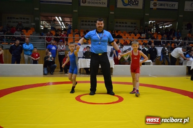 Zdjęcie w galerii na portalu naszraciborz.pl: Medale najmłodszych zapaśników Unii Racibórz w Grand Prix Hodonina wiadomości z regionu