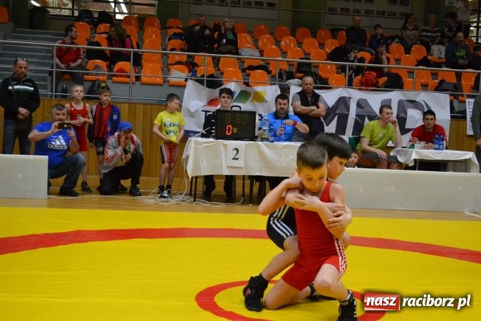 Zdjęcie w galerii na portalu naszraciborz.pl: Medale najmłodszych zapaśników Unii Racibórz w Grand Prix Hodonina wiadomości z regionu