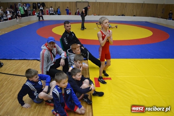 Zdjęcie w galerii na portalu naszraciborz.pl: Medale najmłodszych zapaśników Unii Racibórz w Grand Prix Hodonina wiadomości z regionu