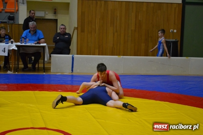 Zdjęcie w galerii na portalu naszraciborz.pl: Medale najmłodszych zapaśników Unii Racibórz w Grand Prix Hodonina wiadomości z regionu