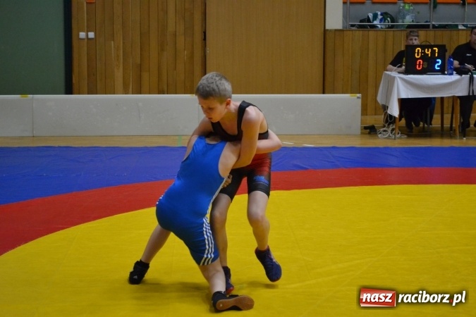 Zdjęcie w galerii na portalu naszraciborz.pl: Medale najmłodszych zapaśników Unii Racibórz w Grand Prix Hodonina wiadomości z regionu