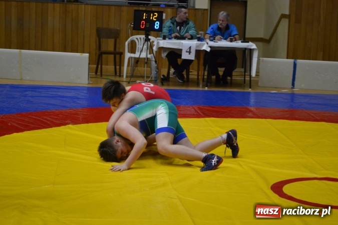 Zdjęcie w galerii na portalu naszraciborz.pl: Medale najmłodszych zapaśników Unii Racibórz w Grand Prix Hodonina wiadomości z regionu