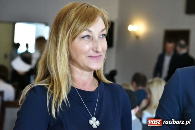 Zdjęcie w galerii na portalu naszraciborz.pl: Gwiazdka Serc 2016. W hotelu Racibor podsumowano edycję i rozdano pieniądze wiadomości z regionu