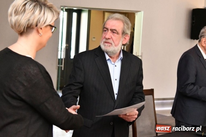 Zdjęcie w galerii na portalu naszraciborz.pl: Gwiazdka Serc 2016. W hotelu Racibor podsumowano edycję i rozdano pieniądze wiadomości z regionu