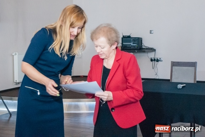 Zdjęcie w galerii na portalu naszraciborz.pl: Gwiazdka Serc 2016. W hotelu Racibor podsumowano edycję i rozdano pieniądze wiadomości z regionu