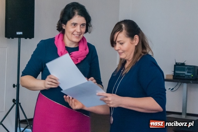 Zdjęcie w galerii na portalu naszraciborz.pl: Gwiazdka Serc 2016. W hotelu Racibor podsumowano edycję i rozdano pieniądze wiadomości z regionu