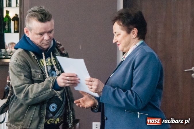 Zdjęcie w galerii na portalu naszraciborz.pl: Gwiazdka Serc 2016. W hotelu Racibor podsumowano edycję i rozdano pieniądze wiadomości z regionu