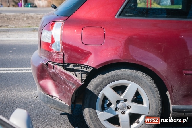 Zdjęcie w galerii na portalu naszraciborz.pl: Kolejna kolizja na trasie Racibórz - Żerdziny wiadomości z regionu