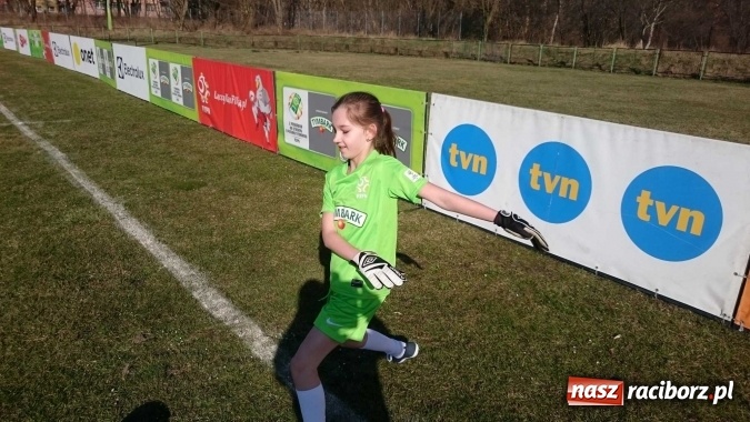 Zdjęcie w galerii na portalu naszraciborz.pl: Z podwórka na stadion - pawłowiczanki wydarły awans  wiadomości z regionu
