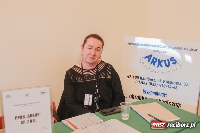 Zdjęcie w galerii na portalu naszraciborz.pl: Ogromna frekwencja na Powiatowych Targach Pracy  wiadomości z regionu