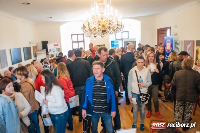 Zdjęcie w galerii na portalu naszraciborz.pl: Ogromna frekwencja na Powiatowych Targach Pracy  wiadomości z regionu