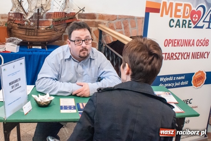 Zdjęcie w galerii na portalu naszraciborz.pl: Ogromna frekwencja na Powiatowych Targach Pracy  wiadomości z regionu