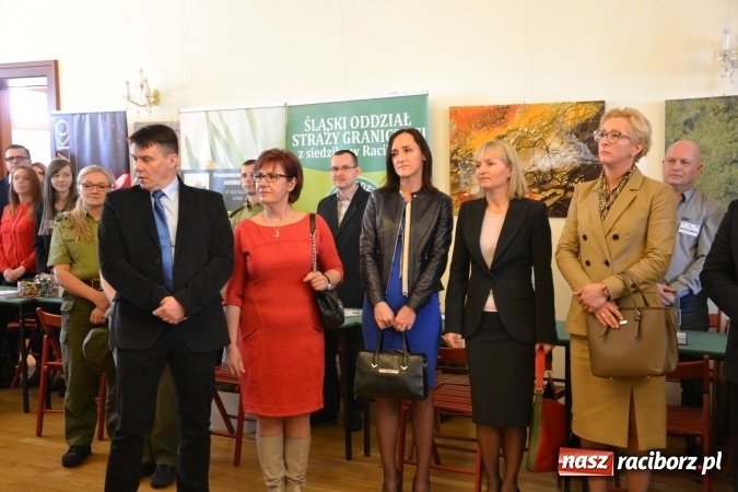 Zdjęcie w galerii na portalu naszraciborz.pl: Ogromna frekwencja na Powiatowych Targach Pracy  wiadomości z regionu