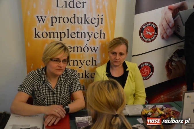 Zdjęcie w galerii na portalu naszraciborz.pl: Ogromna frekwencja na Powiatowych Targach Pracy  wiadomości z regionu
