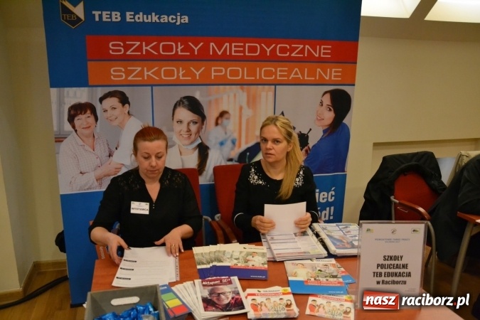 Zdjęcie w galerii na portalu naszraciborz.pl: Ogromna frekwencja na Powiatowych Targach Pracy  wiadomości z regionu