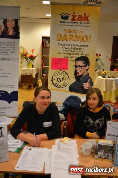 Zdjęcie w galerii na portalu naszraciborz.pl: Ogromna frekwencja na Powiatowych Targach Pracy  wiadomości z regionu