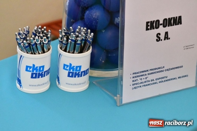 Zdjęcie w galerii na portalu naszraciborz.pl: EKO-OKNA S.A. potrzebują jeszcze 300 pracowników wiadomości z regionu