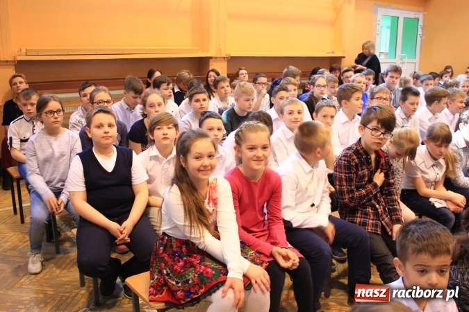 Zdjęcie w galerii na portalu naszraciborz.pl: Morawske rzadzyni selske hospodyni. Dziesiąta edycja konkursu w Krzanowicach! wiadomości z regionu