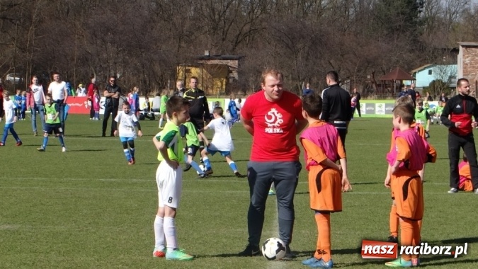 Zdjęcie w galerii na portalu naszraciborz.pl: Z podwórka na stadion - SP 15 Racibórz druga w województwie śląskim wiadomości z regionu
