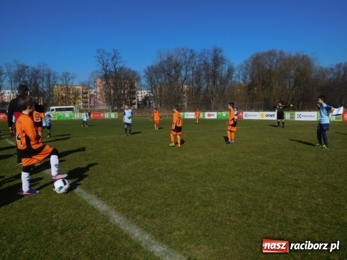 Zdjęcie w galerii na portalu naszraciborz.pl: Z podwórka na stadion - SP 15 Racibórz druga w województwie śląskim wiadomości z regionu