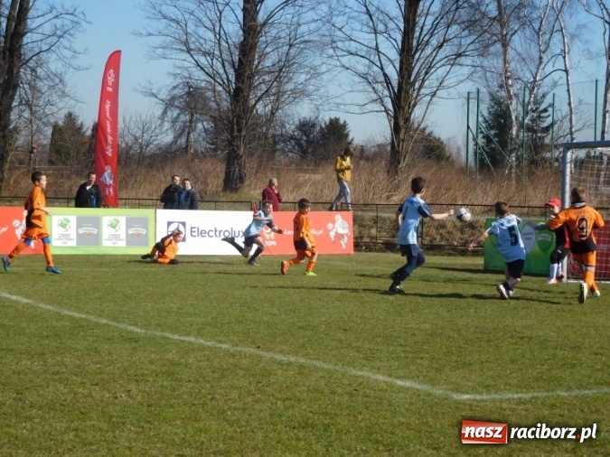 Zdjęcie w galerii na portalu naszraciborz.pl: Z podwórka na stadion - SP 15 Racibórz druga w województwie śląskim wiadomości z regionu