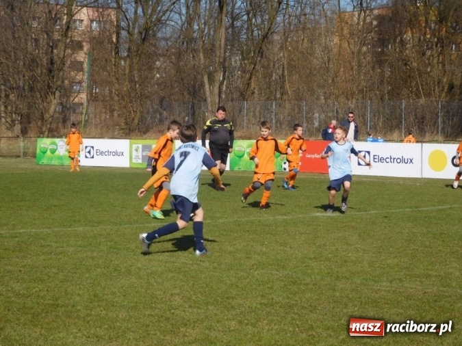 Zdjęcie w galerii na portalu naszraciborz.pl: Z podwórka na stadion - SP 15 Racibórz druga w województwie śląskim wiadomości z regionu